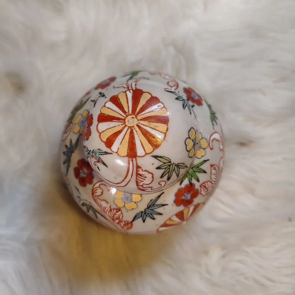 VTG Japanese Ceramic Lidded Ginger Jar Hand Painted Polychrome Floral Design